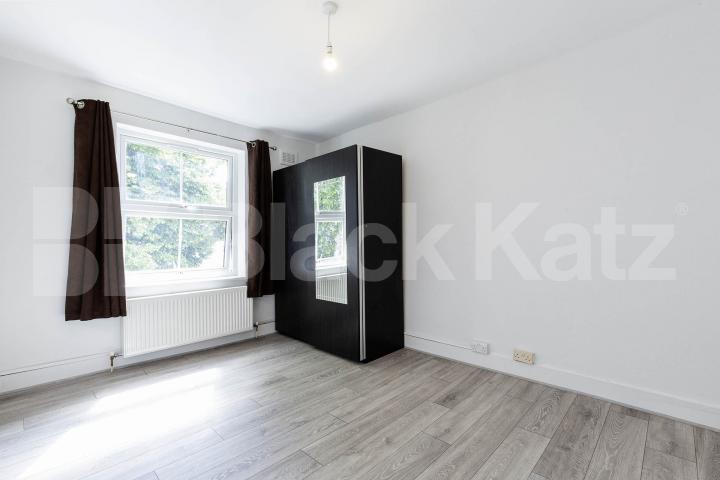 Newly refurbished 1 bedroom property close to Stoke Newington Overground Stamford Hill, Stoke Newington